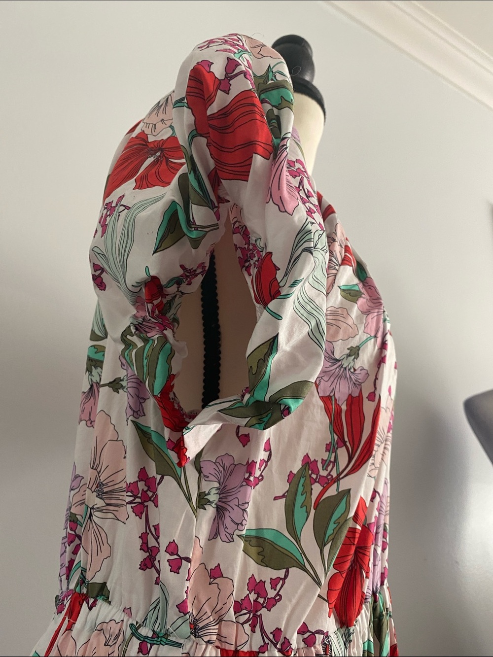 ON-34th NWT floral dress with pockets - Picture 4 of 8